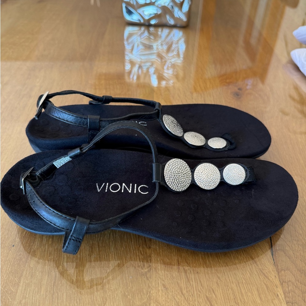 Vionic Black Sandals With Silver Embellishments - image 5